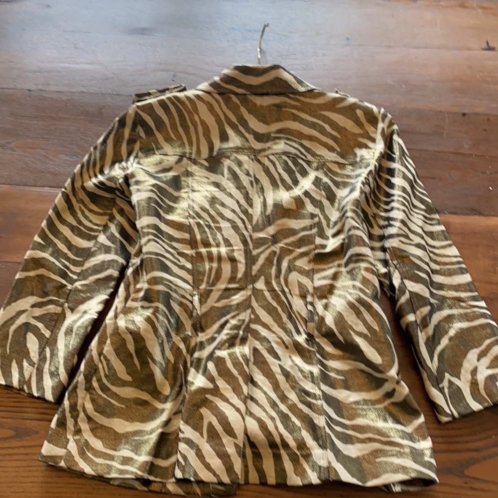 Cache Jacket - image 6